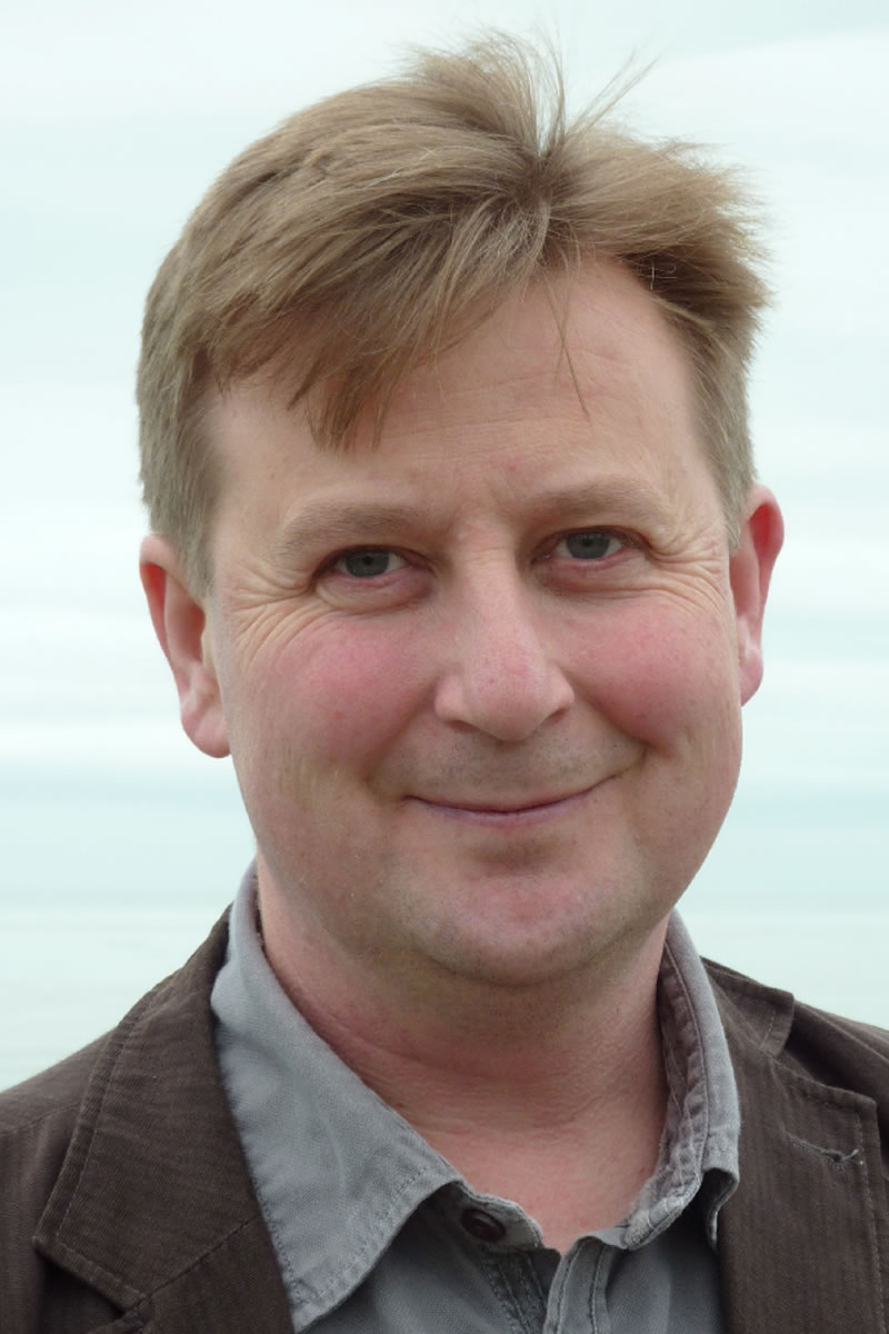 Dr. Julian Baggini